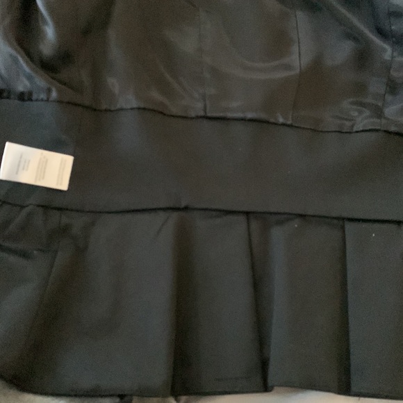 BCBG - Picture 7 of 8